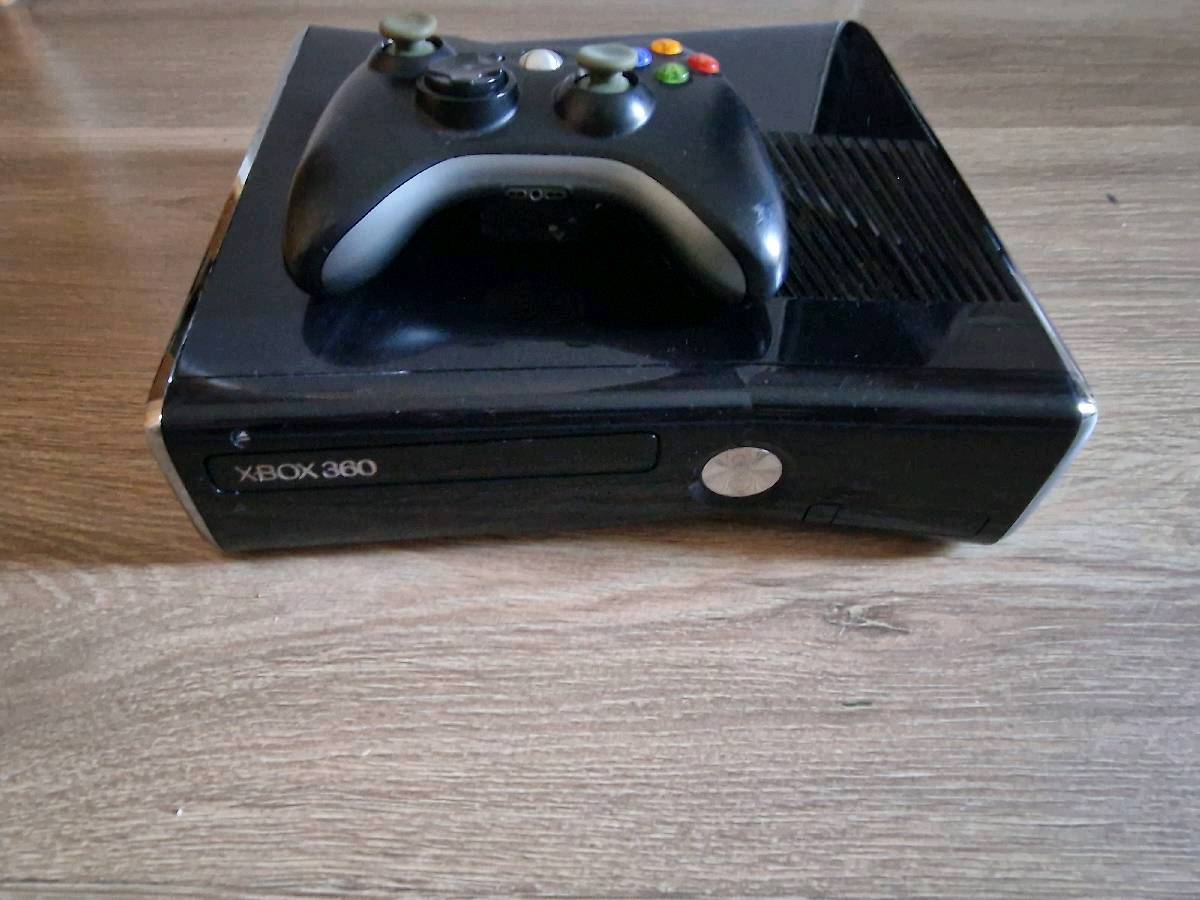 Xbox 360 Slim + Oryginalny pad