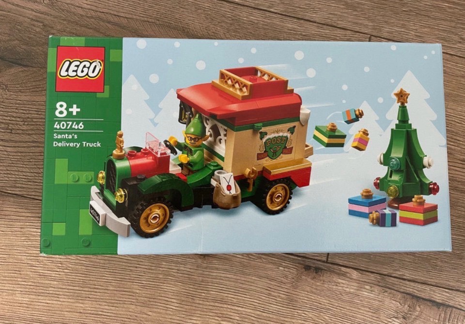 Klocki LEGO Santa's Delivery Truck Wielobarwny