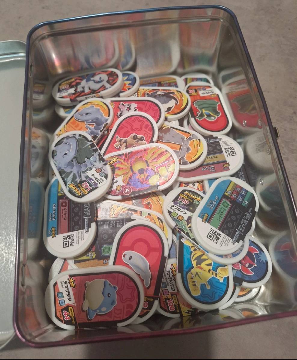 Pokemon kapsle żetony tazo