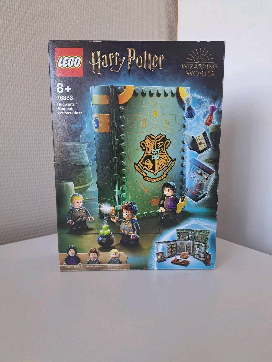 LEGO Harry Potter Hogwarts Moment: Potions Class Zajęcia z Eliksirów 76383