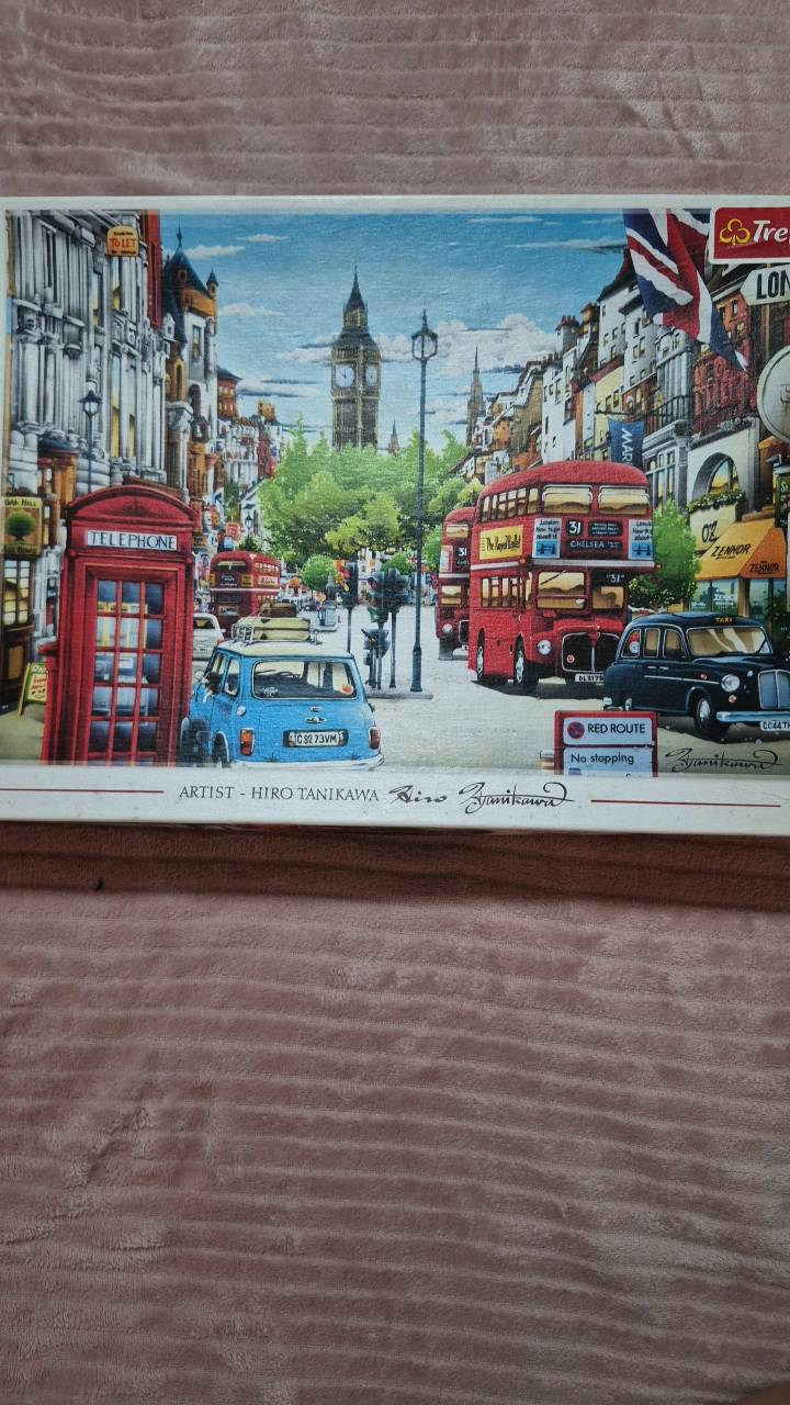Puzzle Trefl 1000 elementów - Hiro Tanikawa 