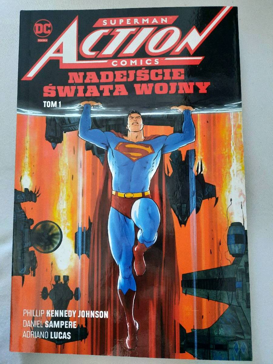 Superman Action Comics. Tom 1: Nadejście Świata Wojny