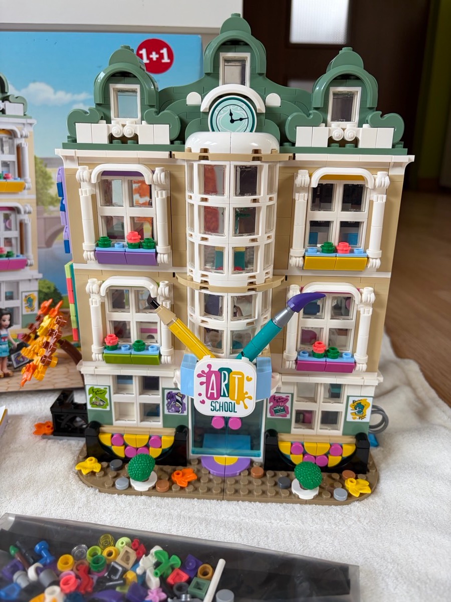 Lego Friends 41711 „Szkoła artystyczna Emmy” / Emma’s Art School