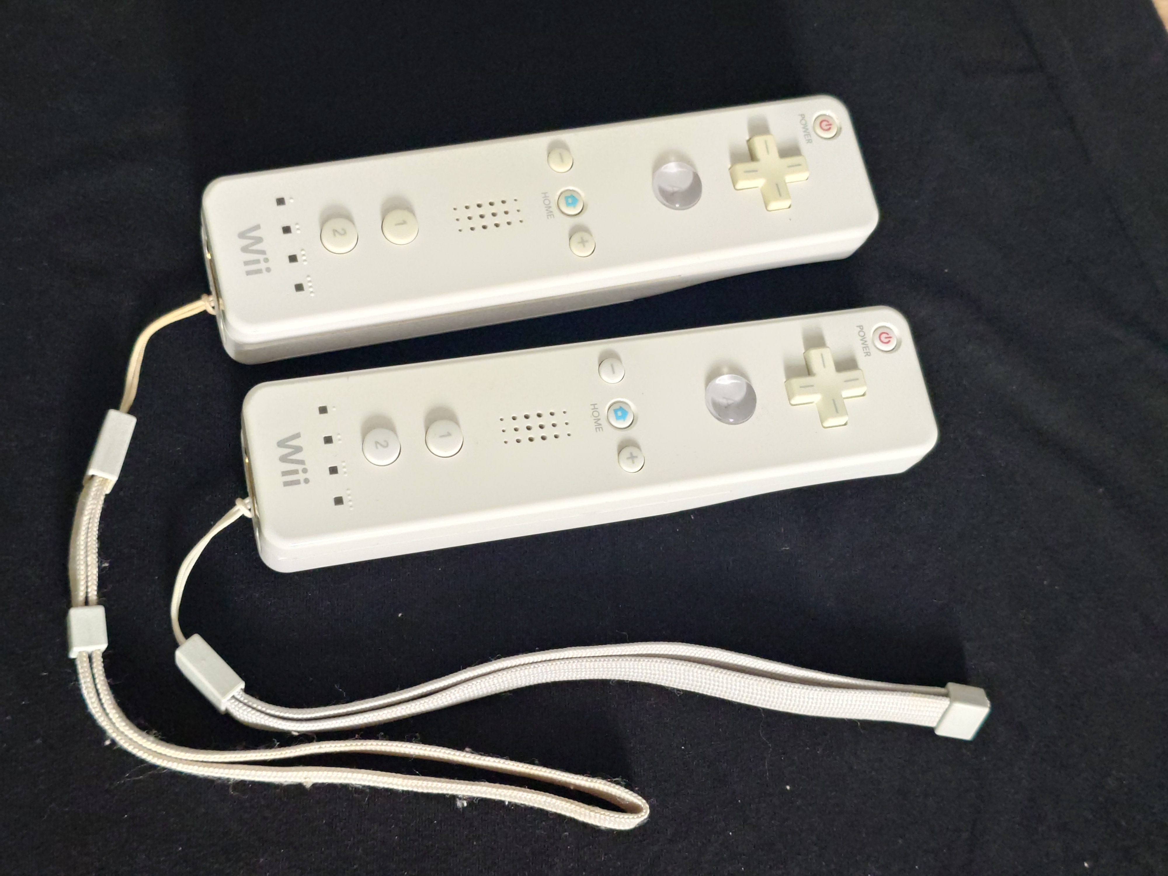 2x Nintendo Wii Remote białe