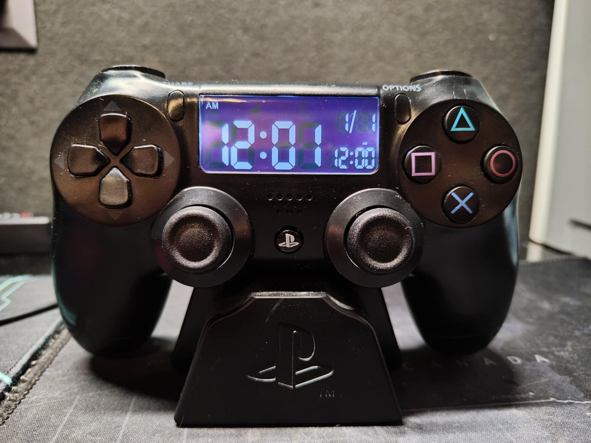 Zegarek Budzik ( w kształcie Pad kontroler) PlayStation