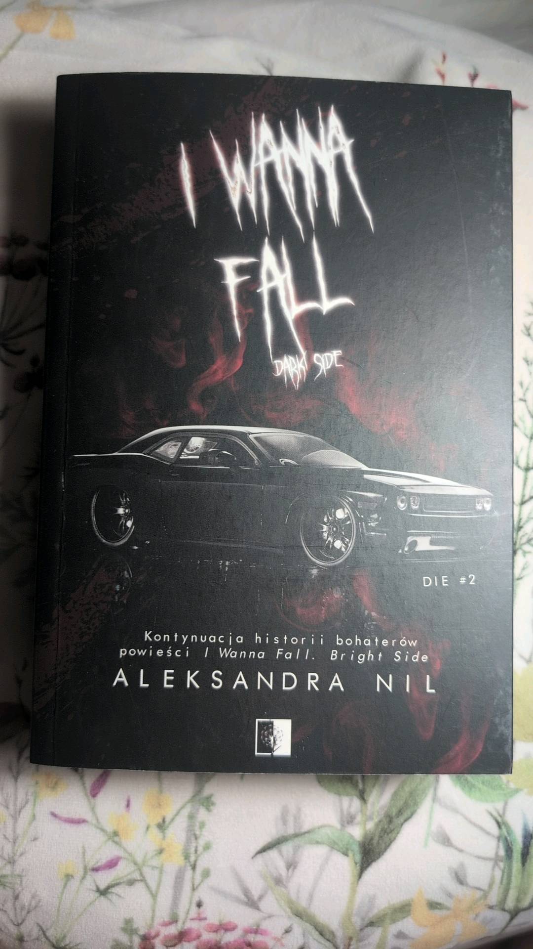 I wanna fall : dark side