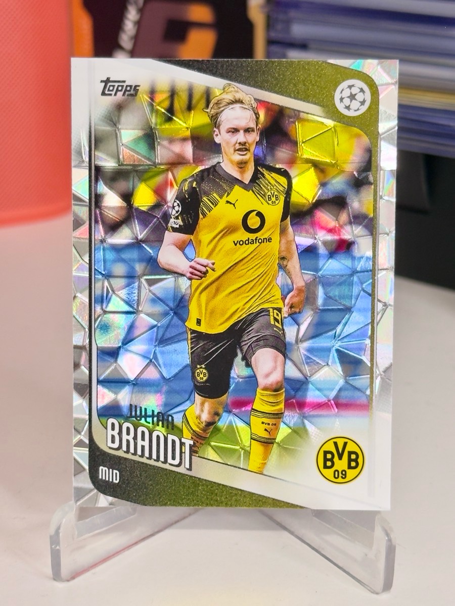 Topps UEFA Champions League trading card, Julian Brandt, Borussia Dortmund, #81