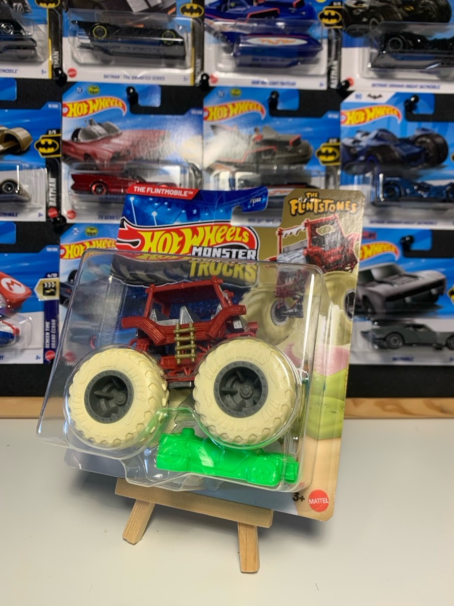 Hot Wheels Monster Trucks Flintmobile The Flinstons