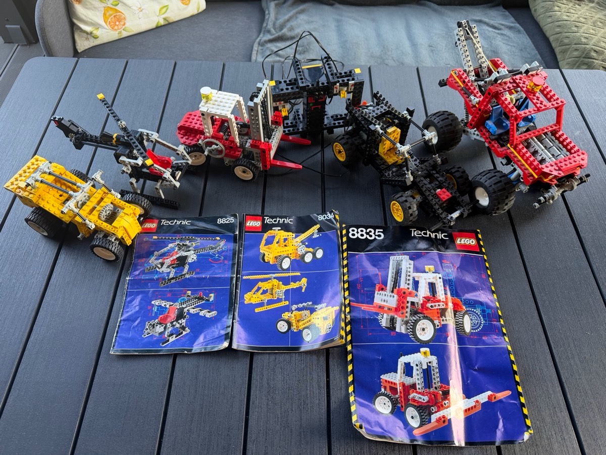 LEGO TECHNIC VINTAGE – 5 ZESTAWÓW – 8858 / 8082 / 8835 / 8034 / 8825
