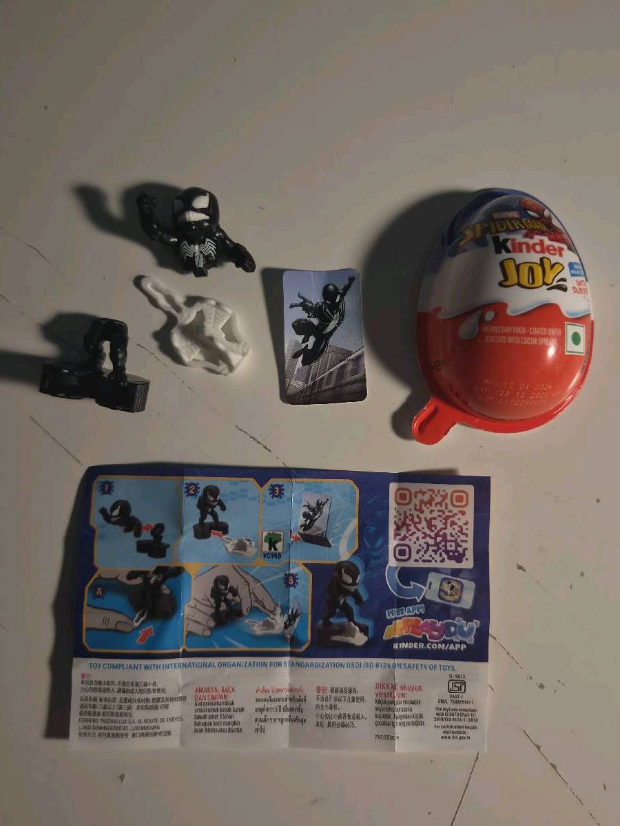 Spiderman kinder joy