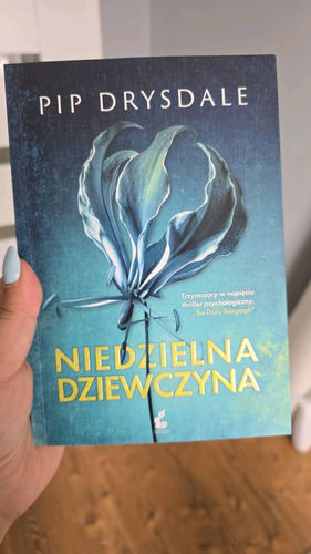 Niedzielna dziewczyna