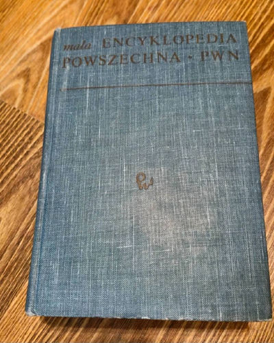 Mała Encykopedia Poeszechna PWN