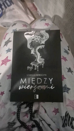 Między wierszami
