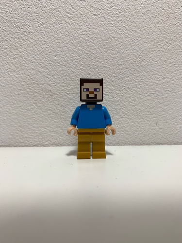 Lego minecraft steve wersja ze złotymi nogami min074