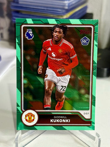 Topps trading card featuring Manchester United defender Godwill Kukonki