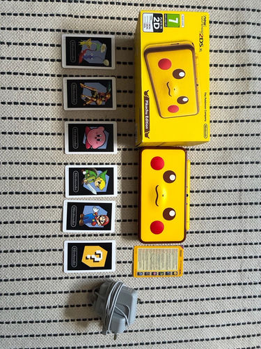 Nintendo 2ds XL pikachu edition