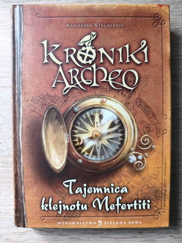Tajemnica klejnotu Nefertiti - Agnieszka Stelmaszyk