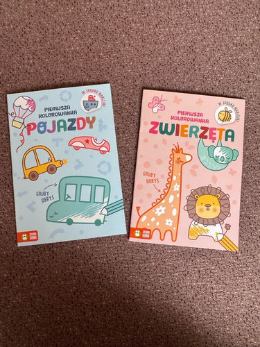 Zestaw 2 książeczki dla 2-latka kolorowanki z naklejkami Pojazdy Zwierzęta 