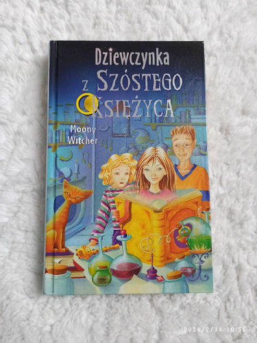 Dziewczynka z Szóstego Księżyca.