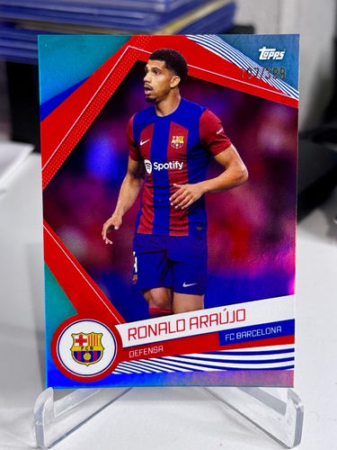 Topps FC Barcelona trading card, Ronald Araujo, numbered 197/399