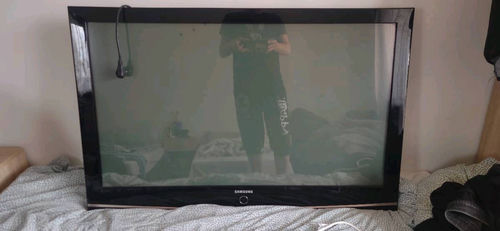 Samsung TV 50" Plasma Display 