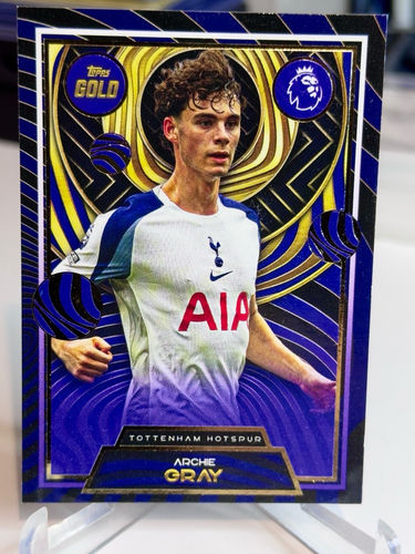 Topps Gold trading card featuring Tottenham Hotspur midfielder Archie Gray, 2025