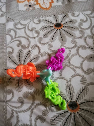 Zabawka dla dzieci Kinder niespodzianka figurka bączek z flamingami spinning top
