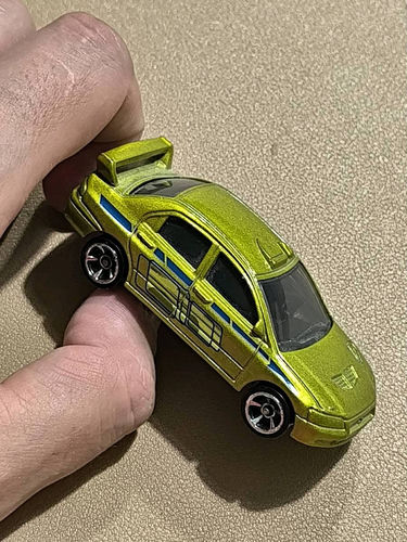 Mitsubishi Lancer Evolution VIII Hot Wheels 
