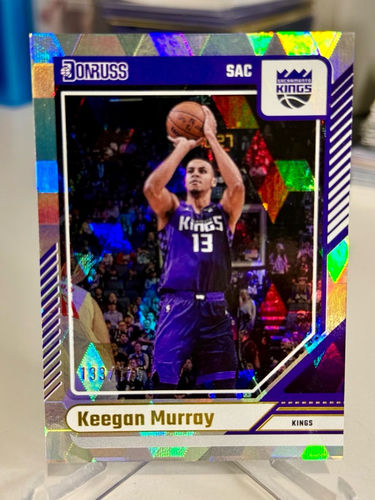 Keegan Murray Sacramento Kings numbered 133/175 NBA card Panini Donruss Cubic