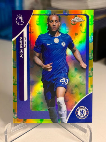Joao Pedro Chelsea karta kolekcjonerska Topps Chrome Premier Pineapple Refractor