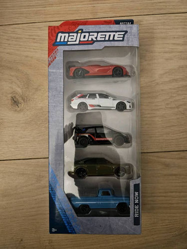 Majorette set of 5 street cars 