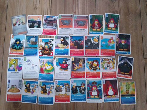 Club Penguin Card-Jitsu – zestaw 30 kart kolekcjonerskich
