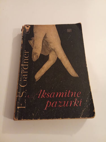 Aksamitne pazurki E. S Gardner
