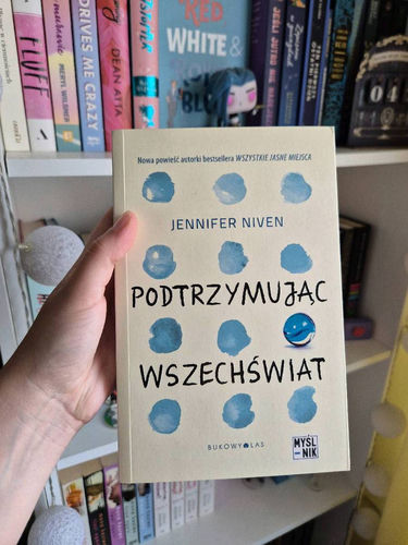 Podtrzymując wszechświat
