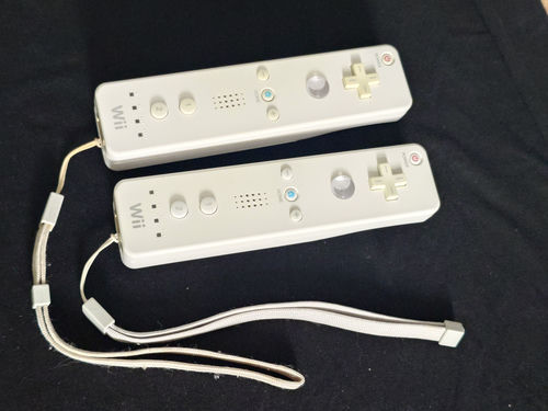 2x Nintendo Wii Remote białe