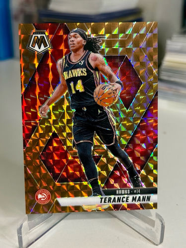 2024-25 Panini Mosaic Terance Mann basketball card, Atlanta Hawks, 32/75