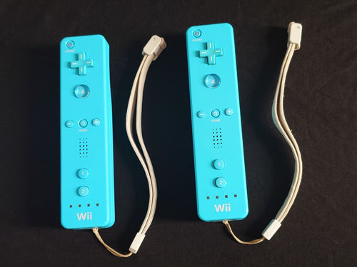 Zestaw oryginalnych kontrolerów Nintendo Wii
