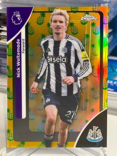 Nick Woltemade Newcastle United karta kolekcjonerska Topps Chrome Premier Pineapple Refractor