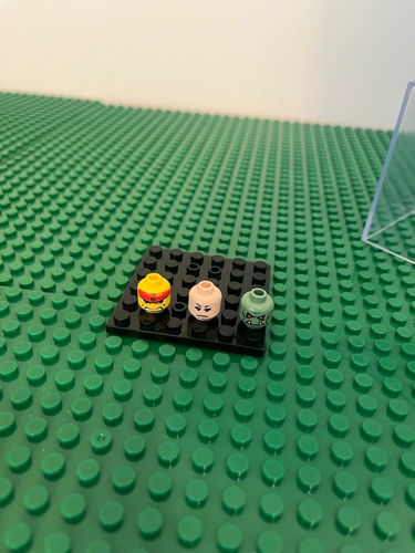 Lego glowy