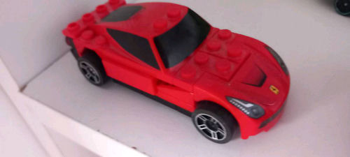 Samochód ferrari shell