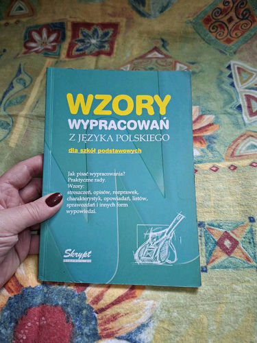 Wzory wypracowań z języka polskiego : dla szkół podstawowych