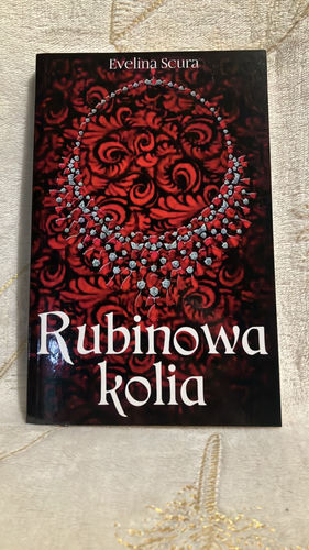 Rubinowa kolia