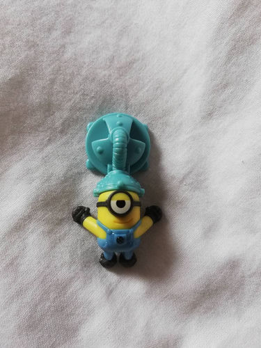 Zabawka dla dzieci Kinder niespodzianka figurka minionki minionek