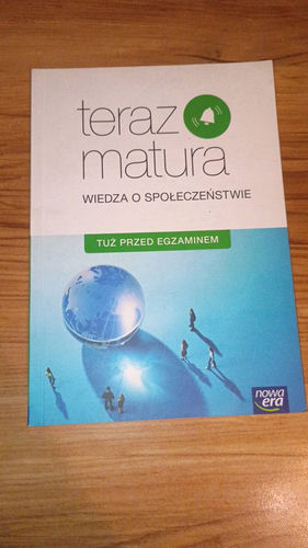 Wiedza o społeczeństwie : tuż przed egzaminem