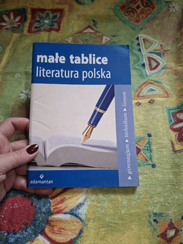 Literatura polska. Małe tablice 