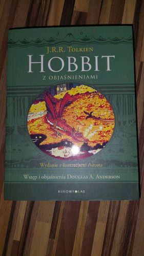 Hobbit z objaśnieniami 