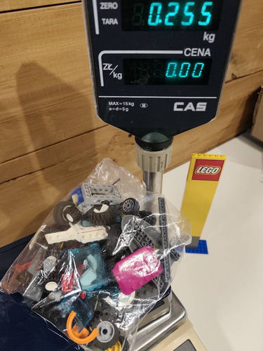 LEGO elementy pojazdów 250g 