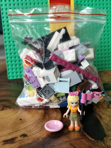 200g LEGO friends mix oraz figurka