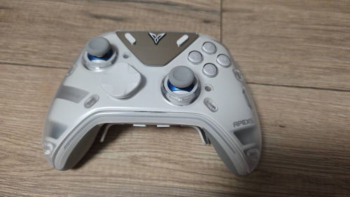 FLYDIGI Apex 5 Biały