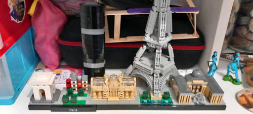 Paryż lego architecture